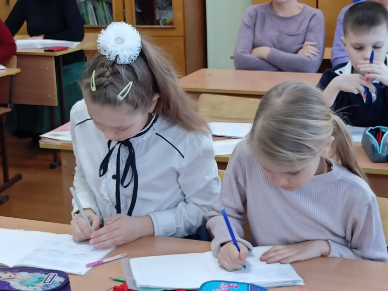 Открытый урок русского языка в 3 классе по теме «Род имен существительных».